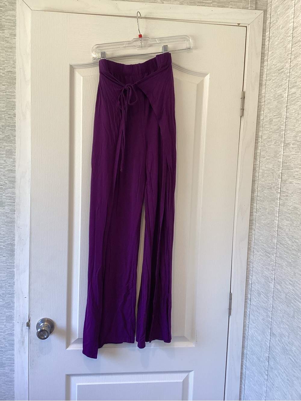 EARTHBOUND Deep Purple Flowy Tie-Waist Flare Pants L EUC